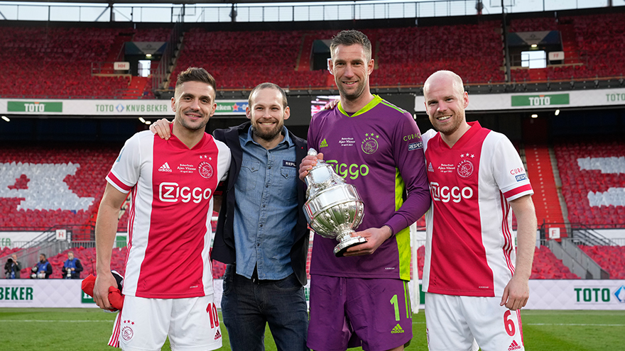 Steekbeker