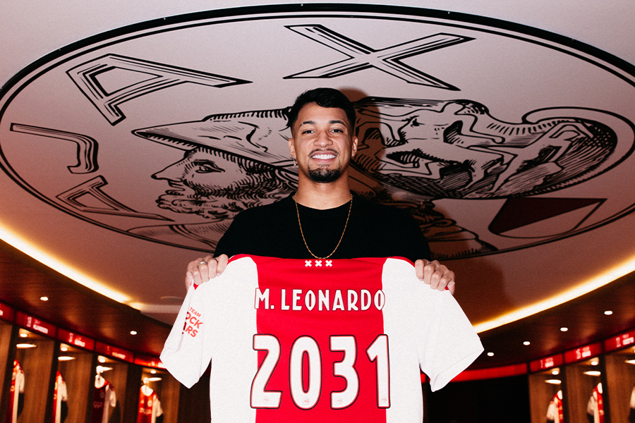 Leonardo Arena 5