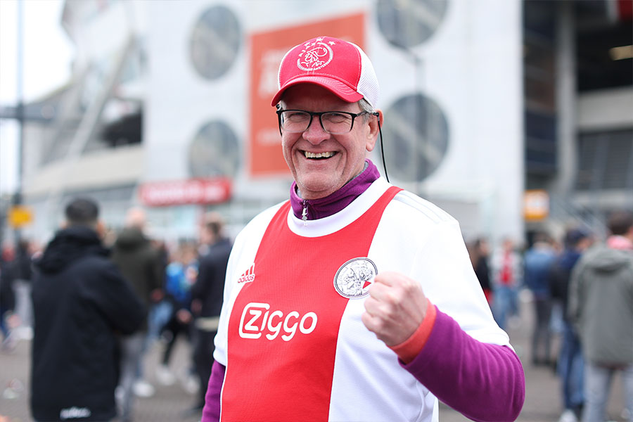 Supporters900 4