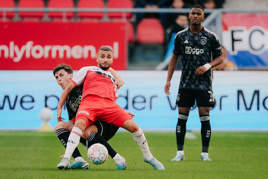 Labyad900