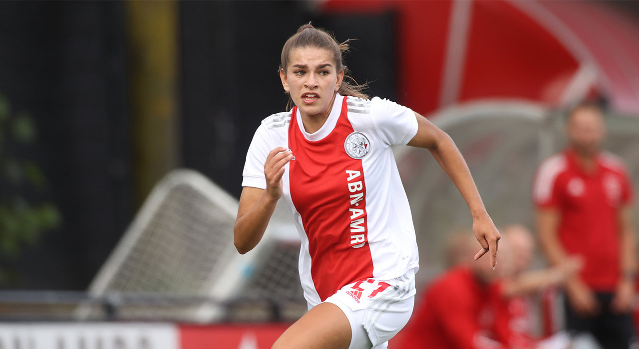 Ajaxvrouwen1280