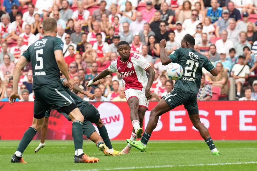 Bergwijnhattrick900