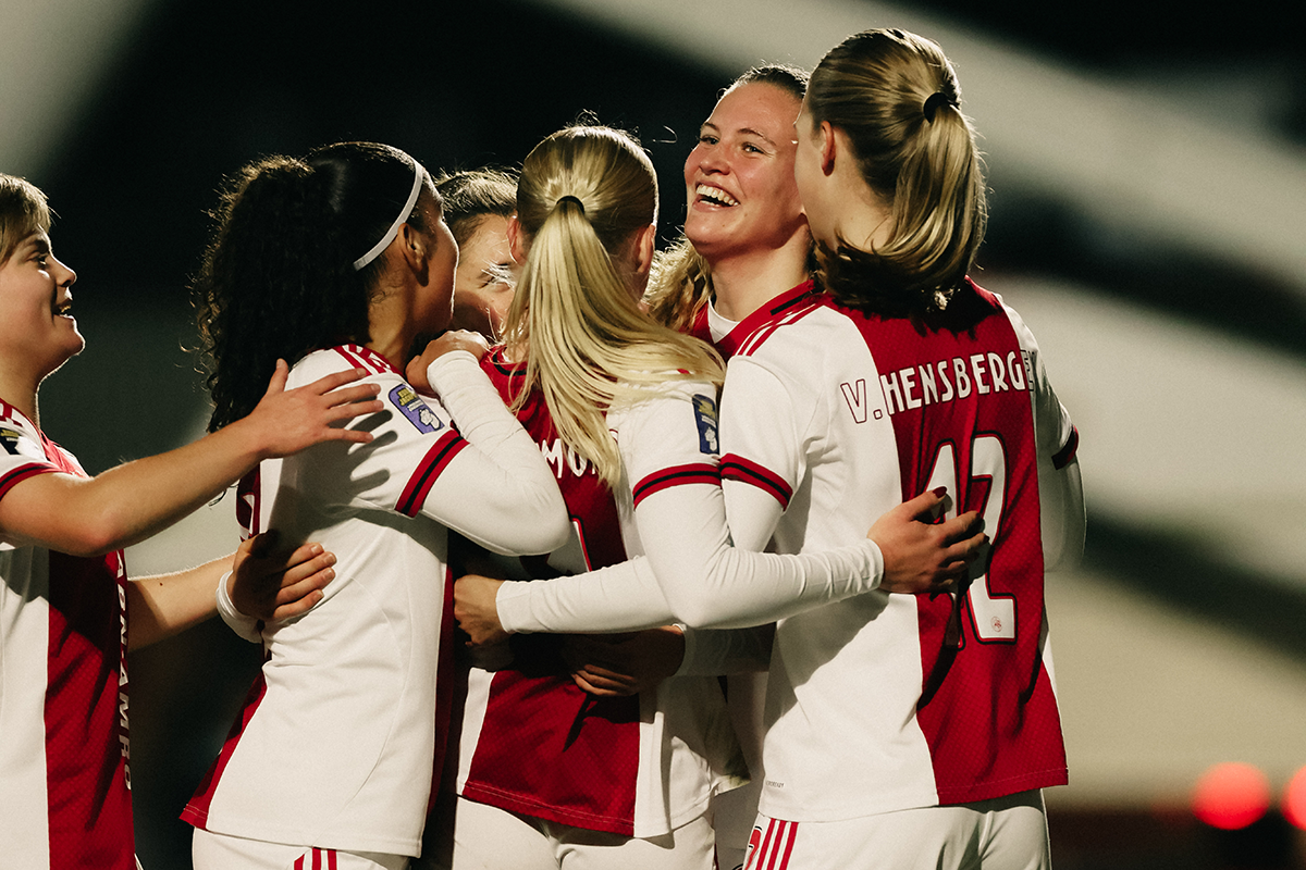 AJAXNAC 11