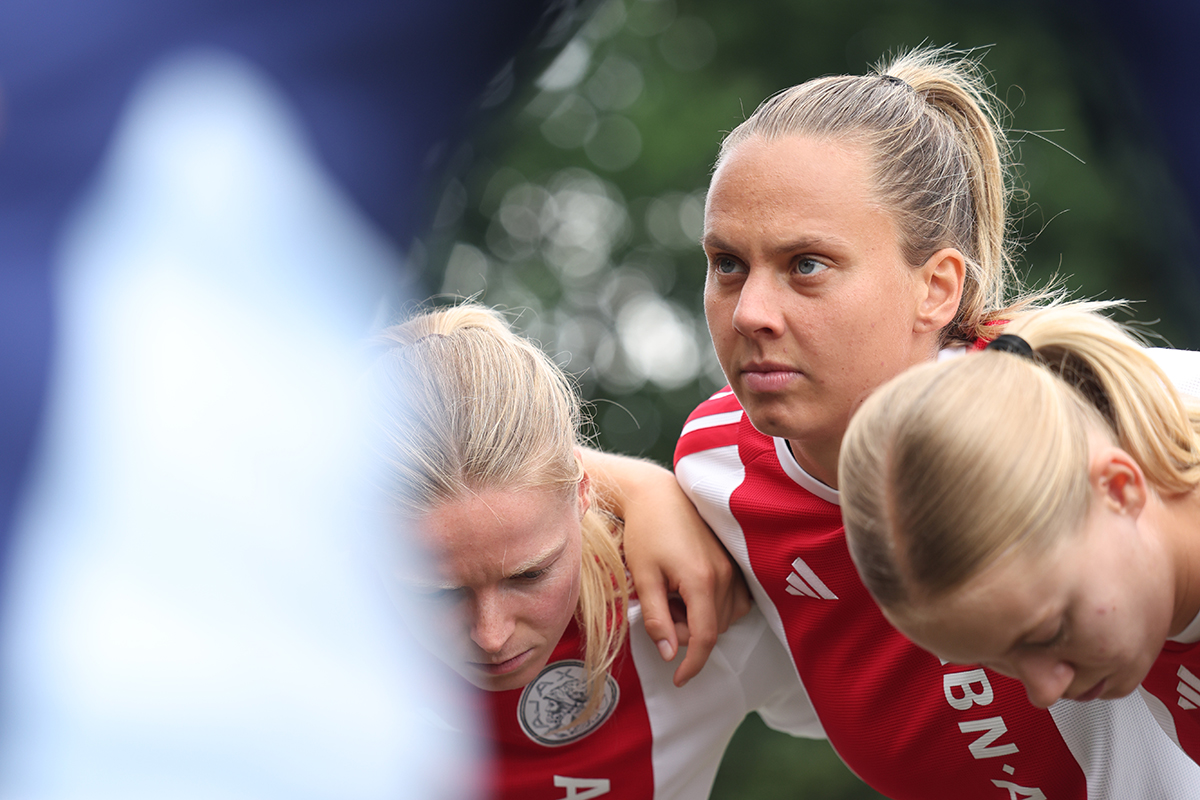Ajaxvrouwenohleuven 12