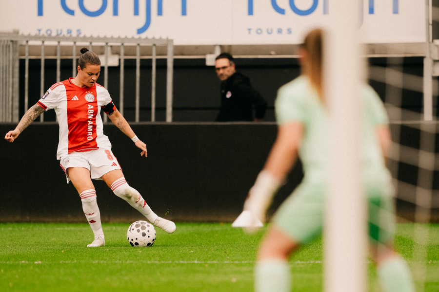 Ajaxvrouwenexc 9