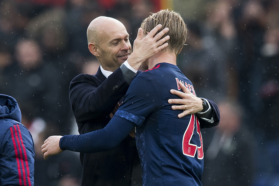 Dolberg 9