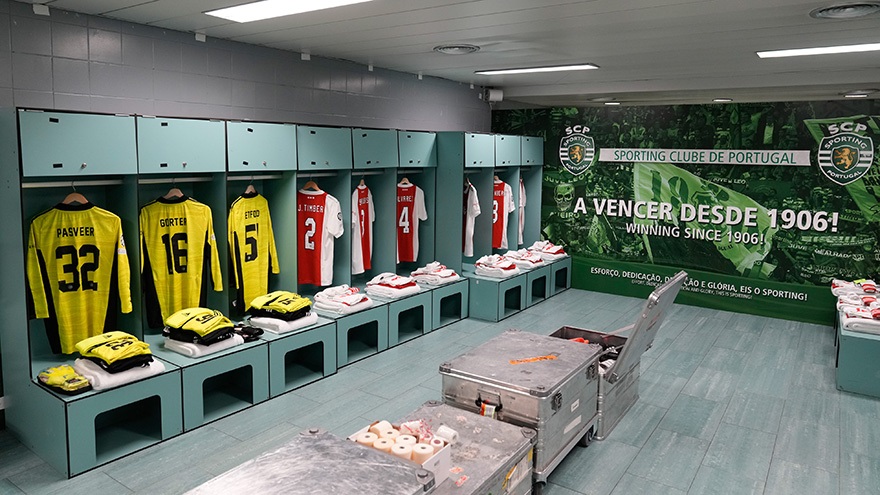 Ajaxkleedkamerbreed (1)