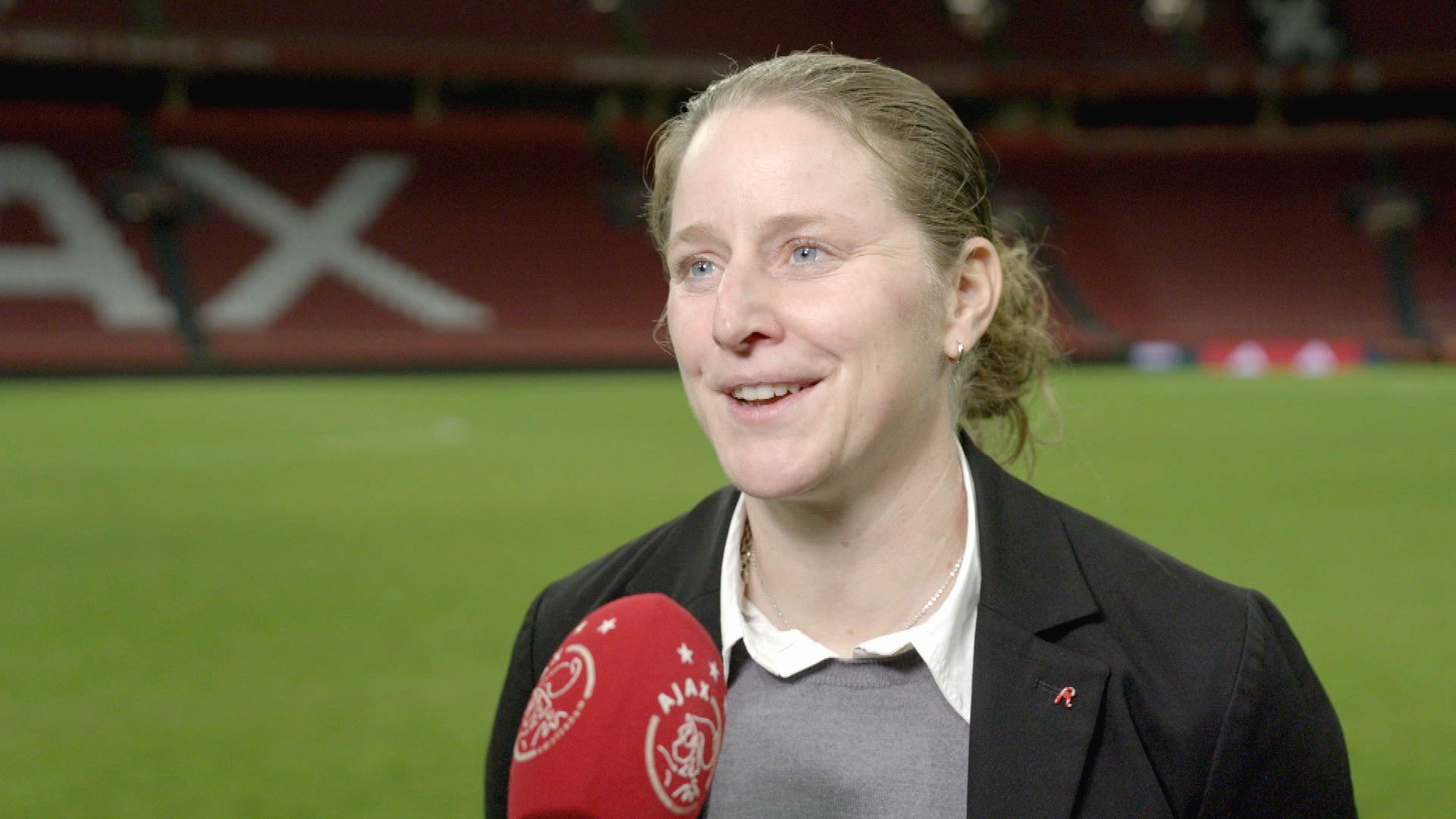 REACTIES AJAX VROUWEN SAMEN MD