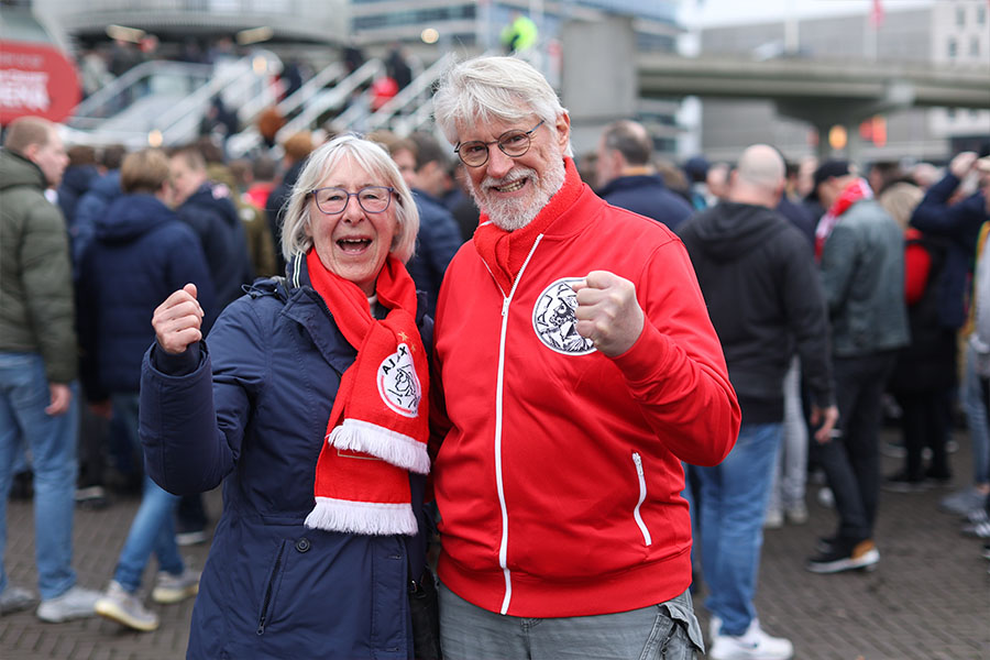 Supporters900 5