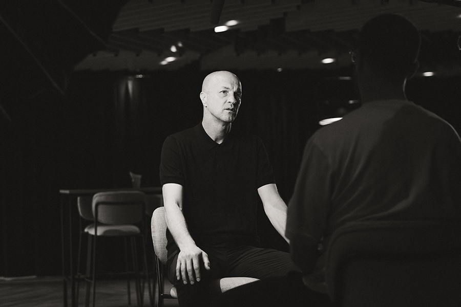 Jordi Interview 900