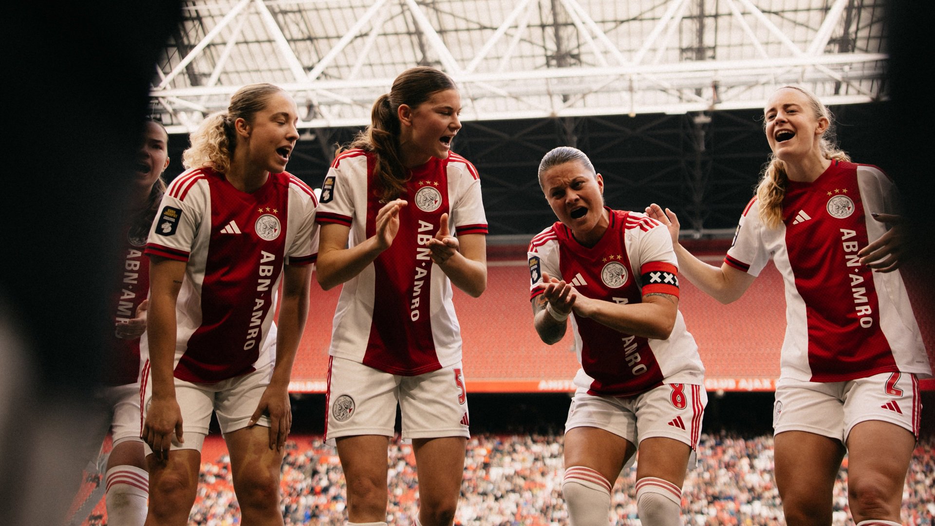 Header1920 (10)