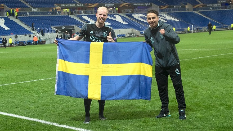 2017 05 11 Olympique Lyon Ajax Appie Zweedse Vlag