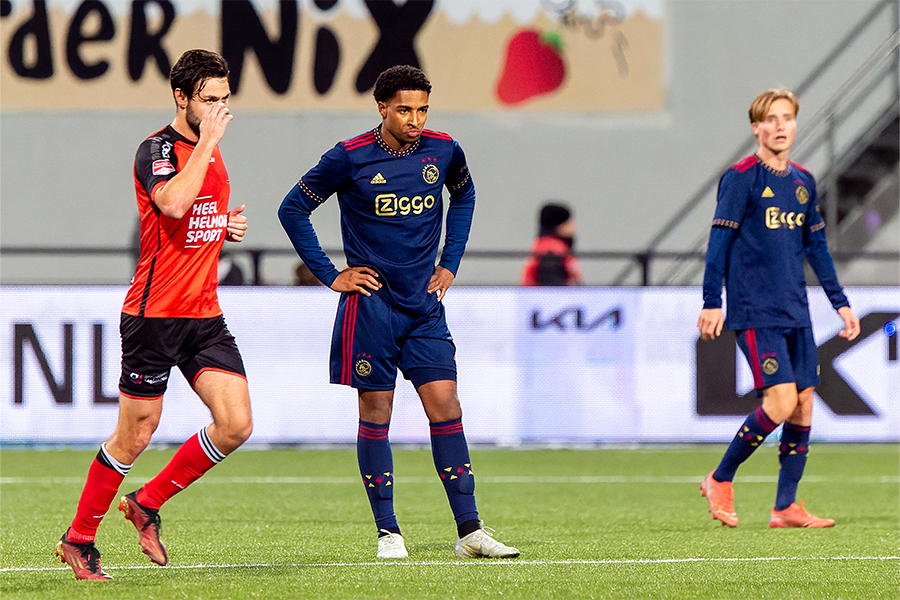 Jong Ajax Baalt Helaja