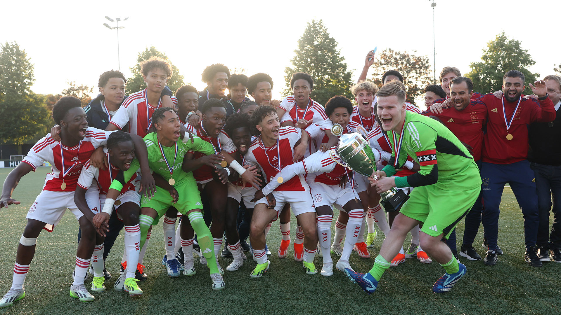 Hlbekerfinaleo16header