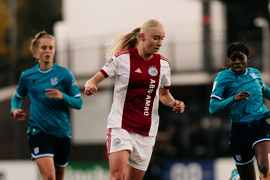 Ajax VR Hee 7