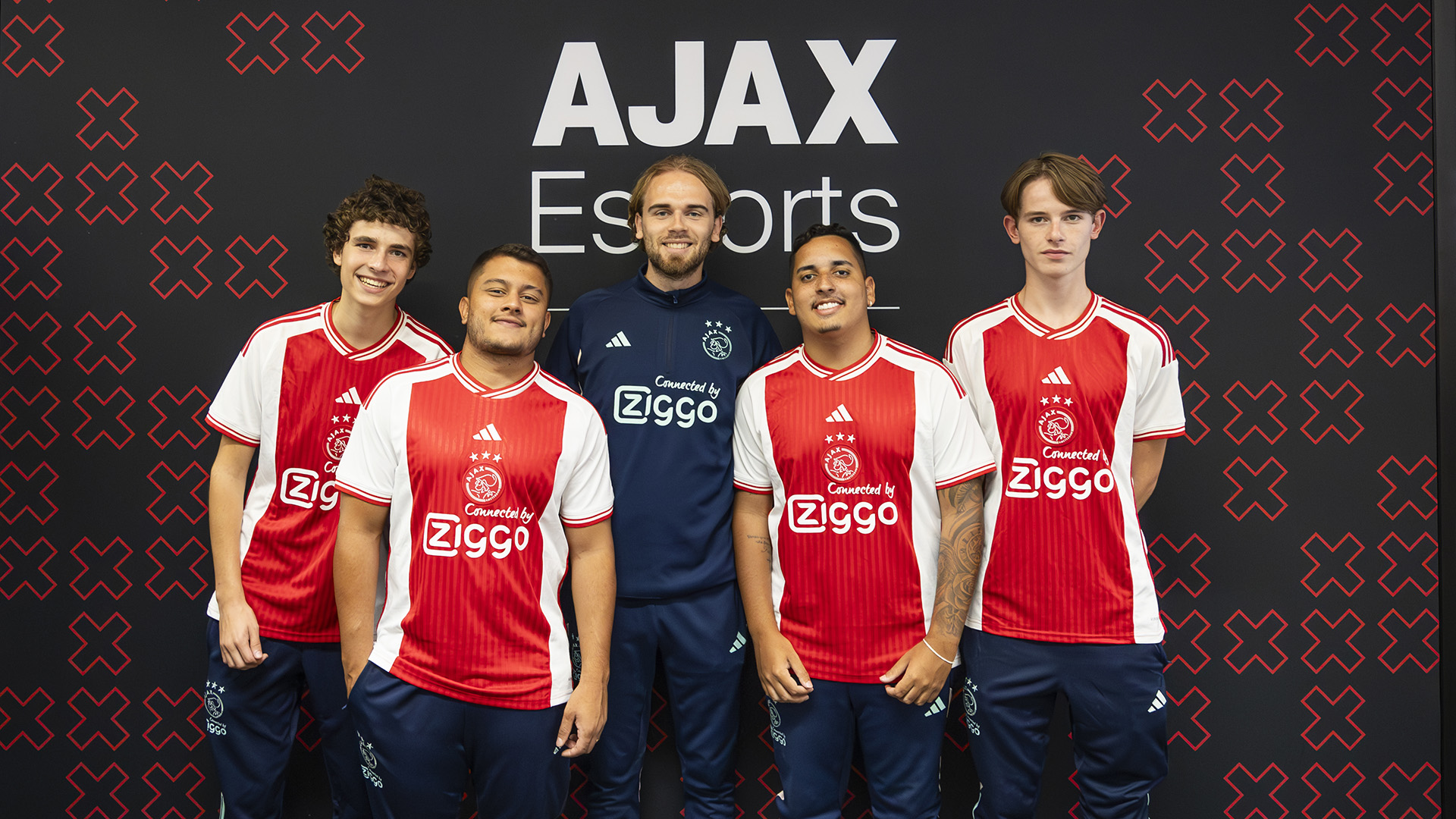 Ajax opens E-room next to Johan Cruijff ArenA: 'Perfect place'