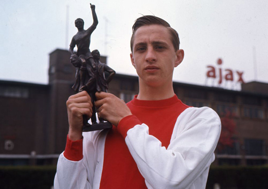 Cruijff 900