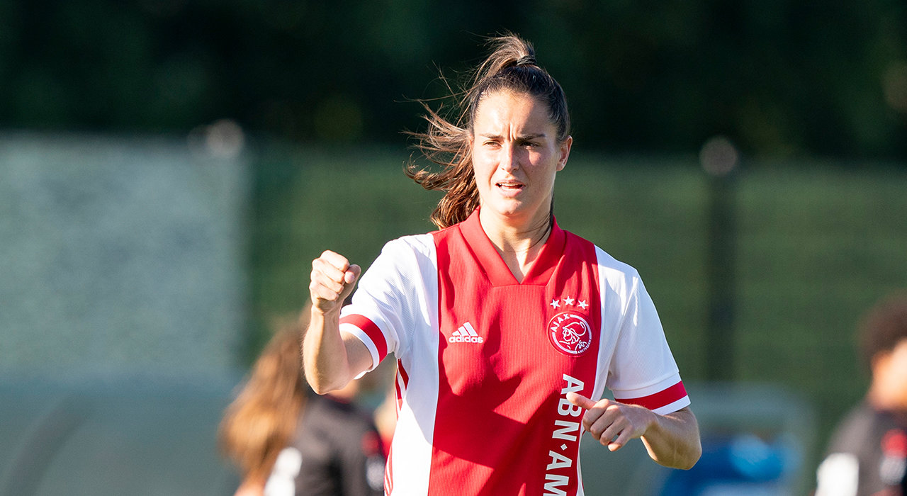 Ajaxvrouwenbox1