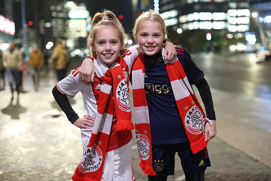 Supporters900 1
