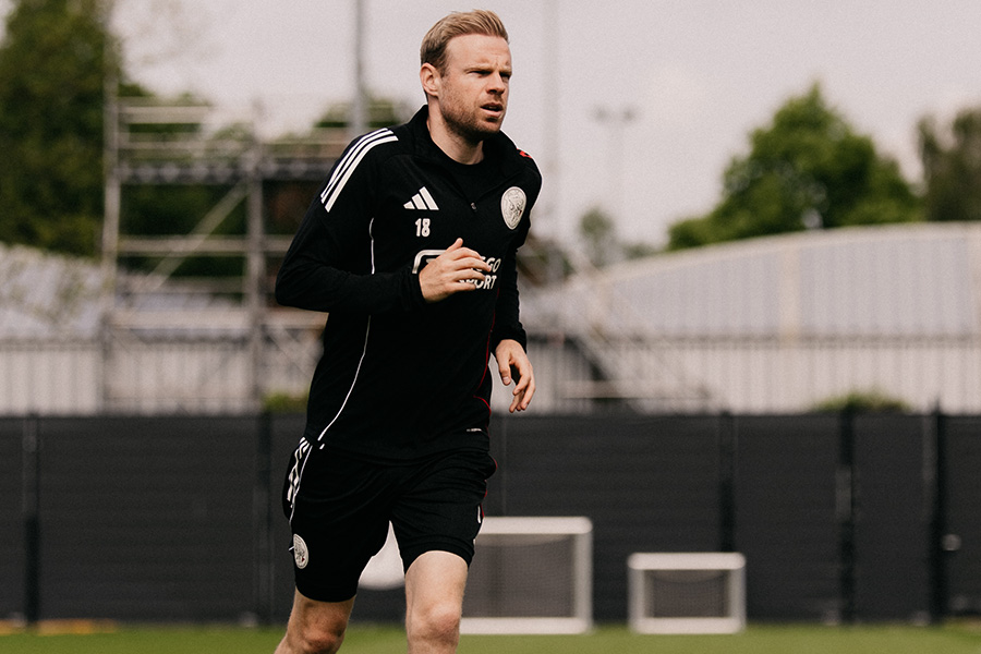 Training Ajax 900 14