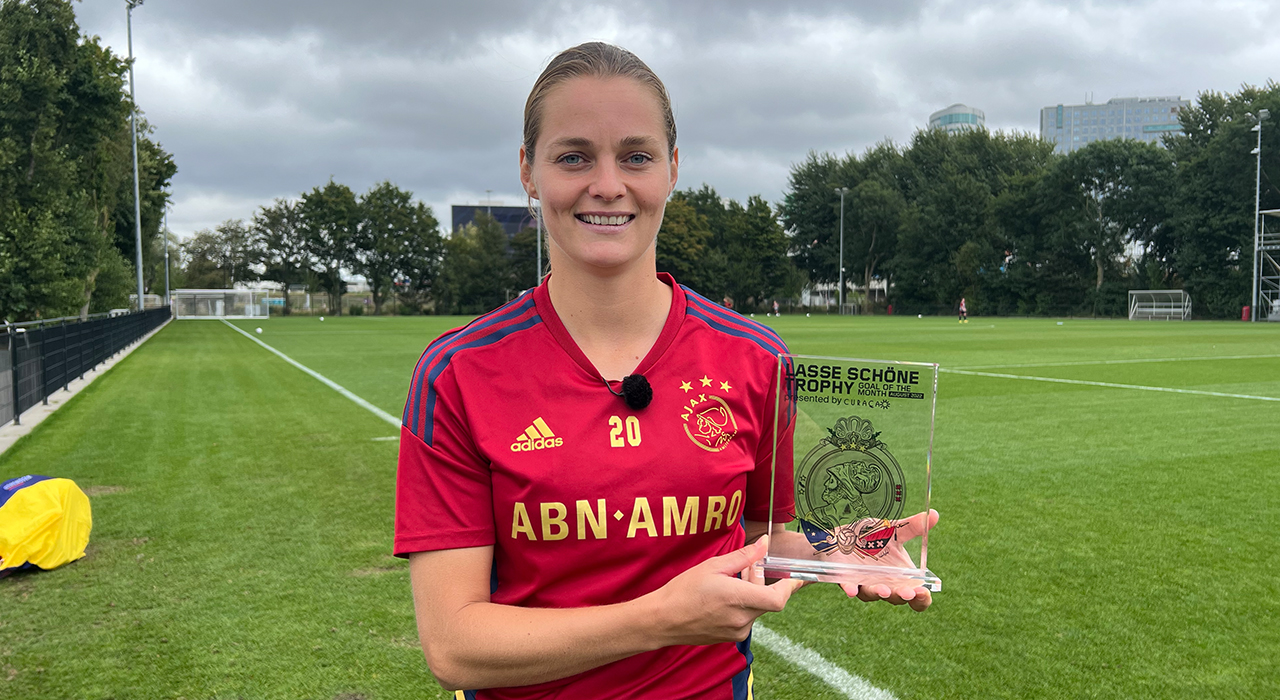 Bakker maakte doelpunt van de maand augustus: 'Het was als in een sprookje'