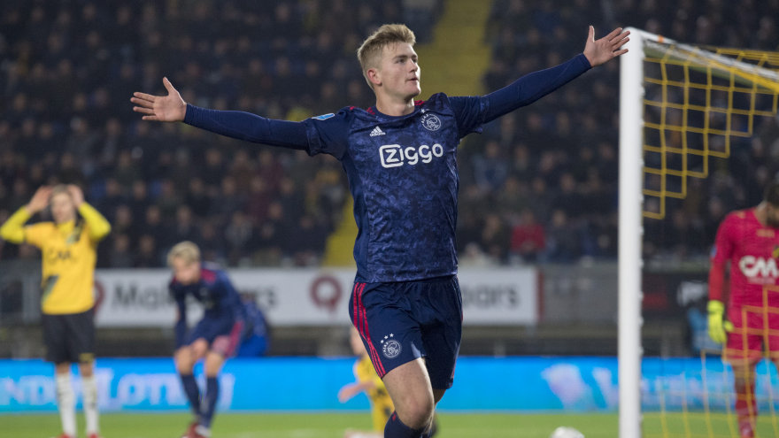 De Ligt 880