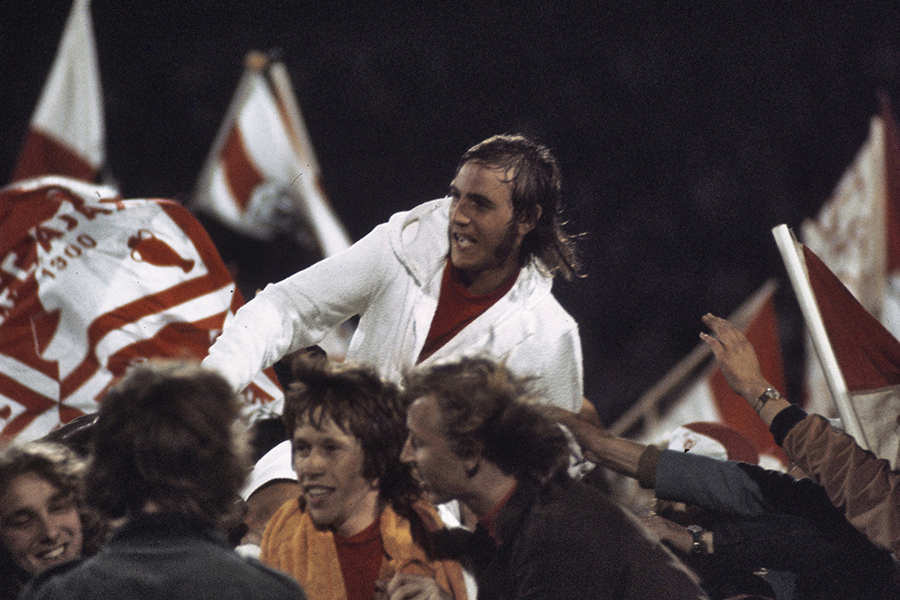 Neeskens1972