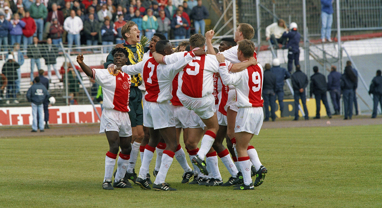 On This Day | Ongeslagen kampioen