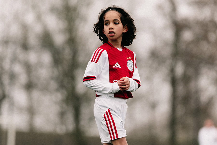 Ajax O8 9