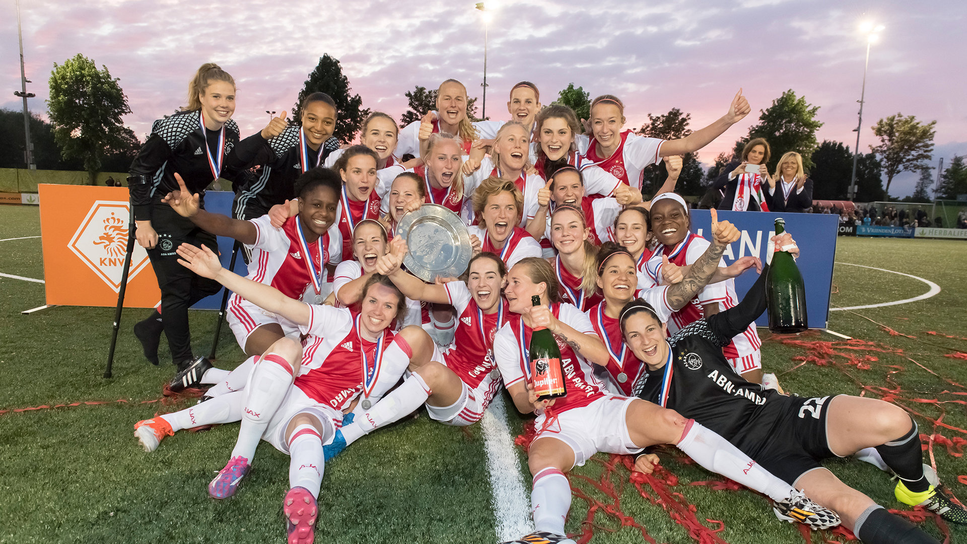 Ajaxvrouwenkampioen