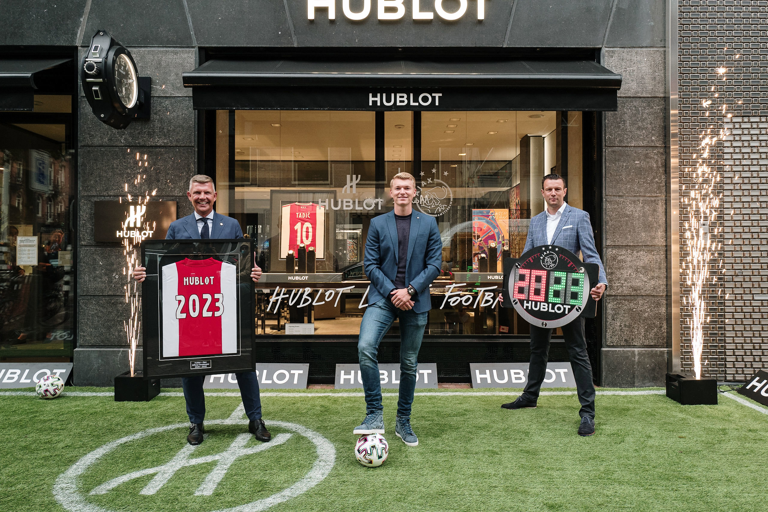 HUBLOT X AJAX 9