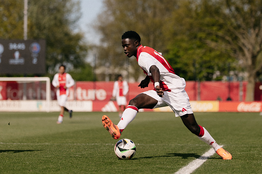 Ajax PSG 21
