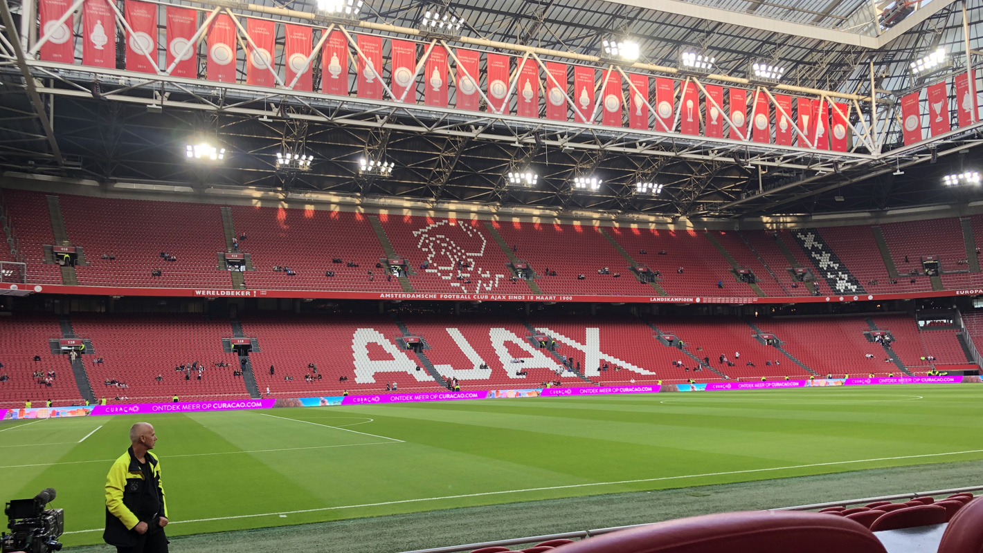 Arena01