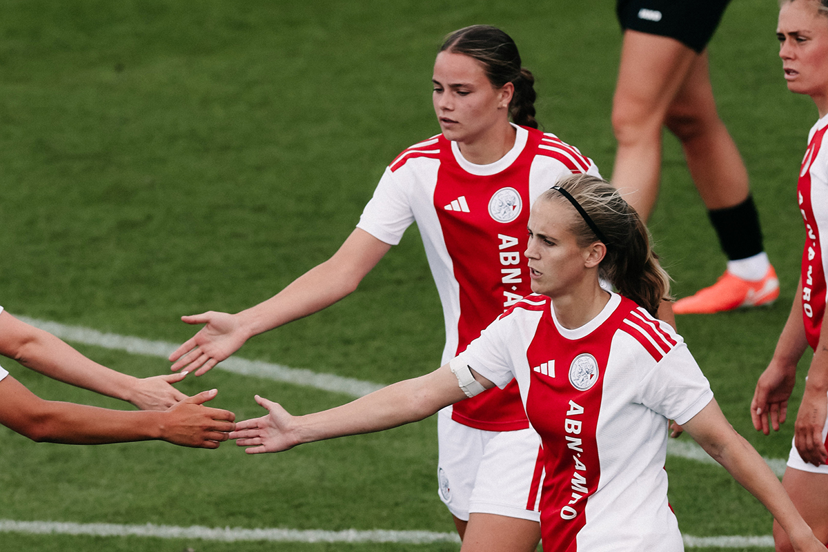 Ajaxvrouwenohleuven 18