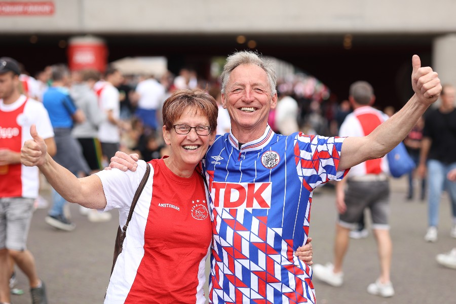 Supporters6
