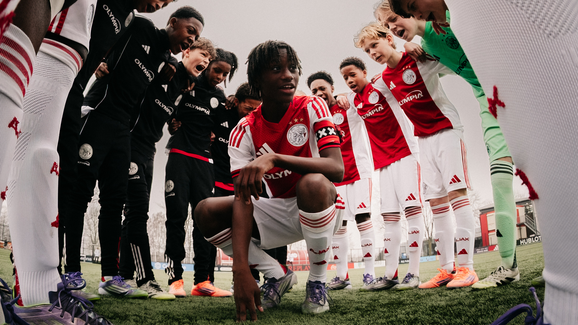 Ajaxjeugd2526 1920