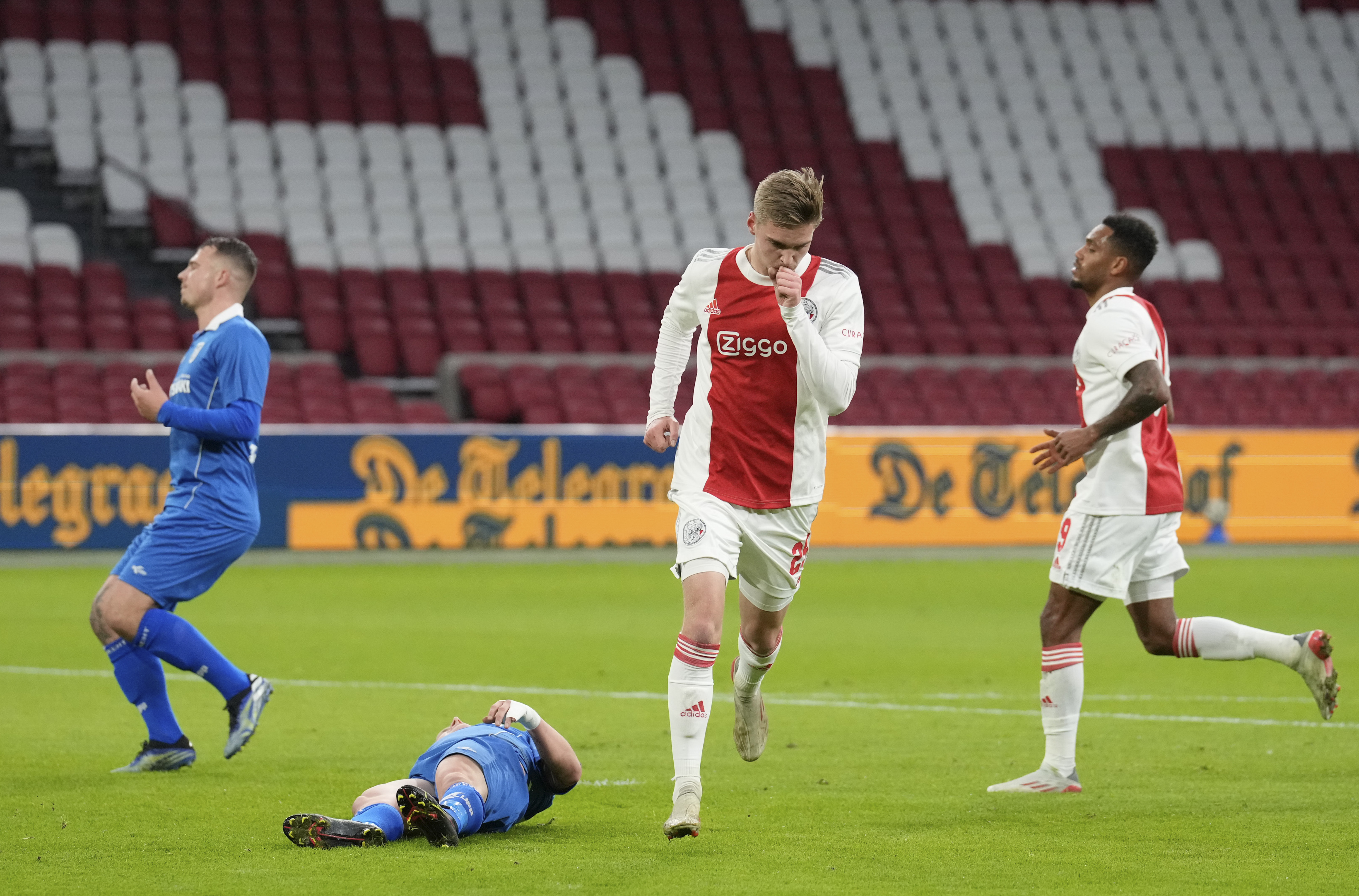 2021 12 15 Ajax BVV Barendrecht 4 900