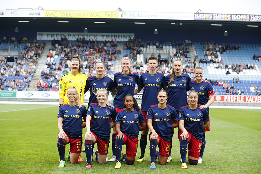 Team01 900