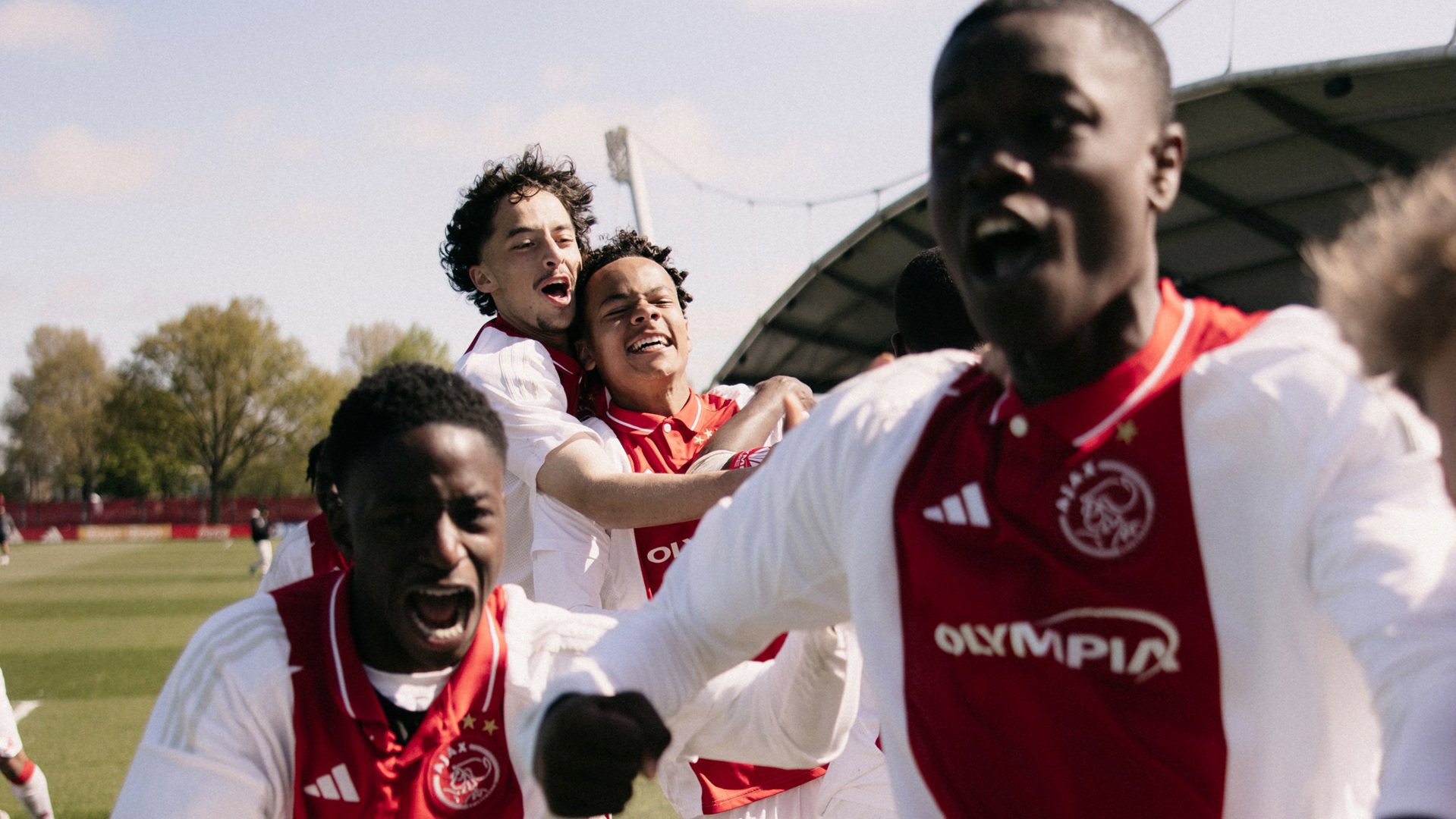 Header1920